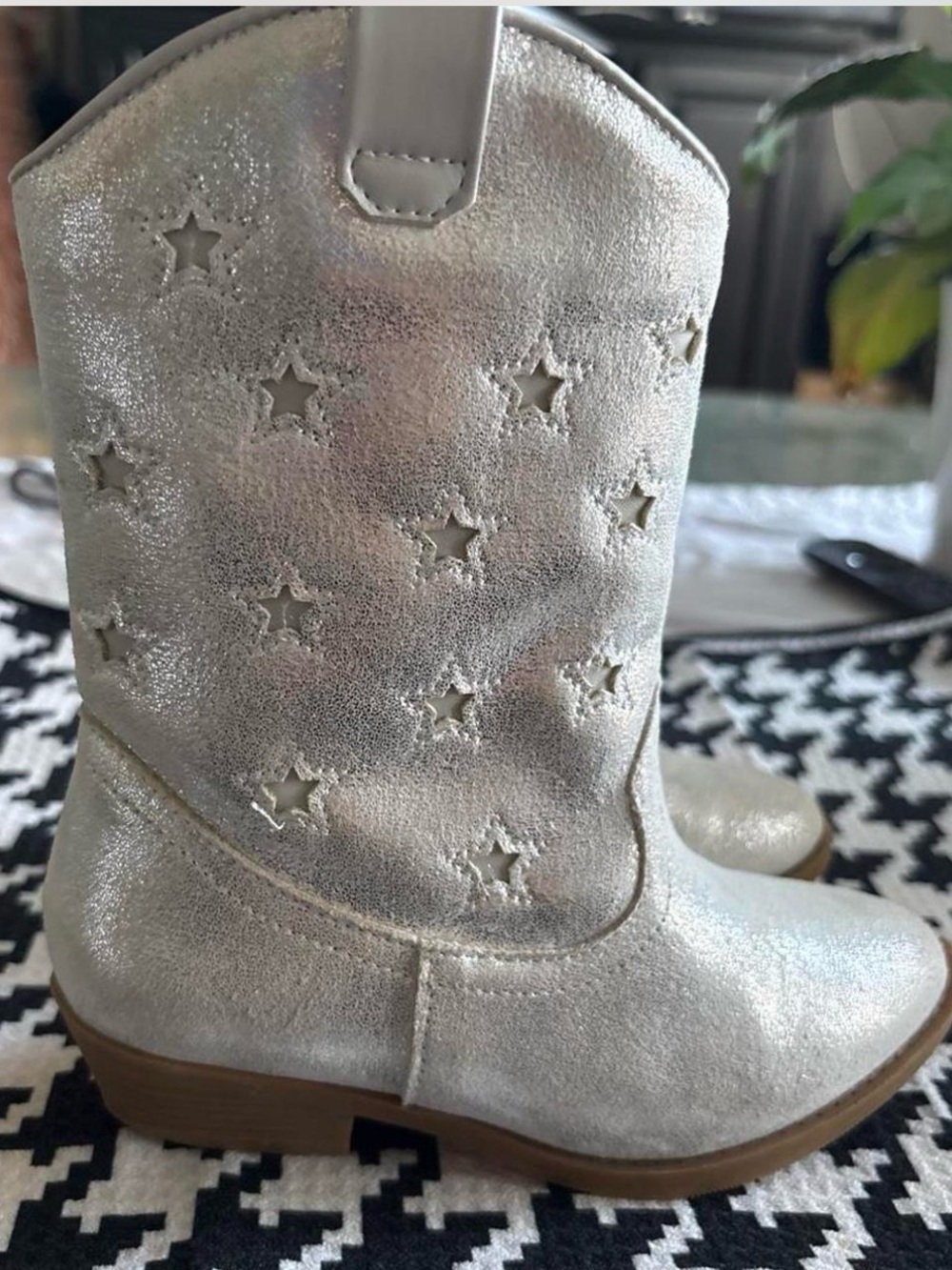 Tucker + Tate Metallic Silver Star Cutout Kids Western Boots